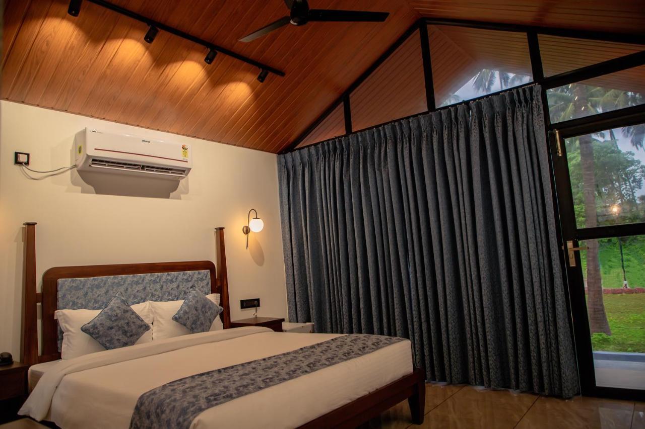 White Sand Beach Resort Kondivali Exterior foto