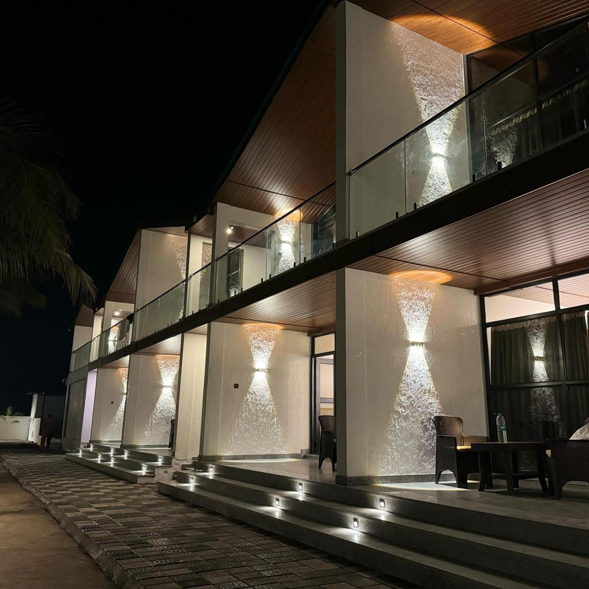 White Sand Beach Resort Kondivali Exterior foto